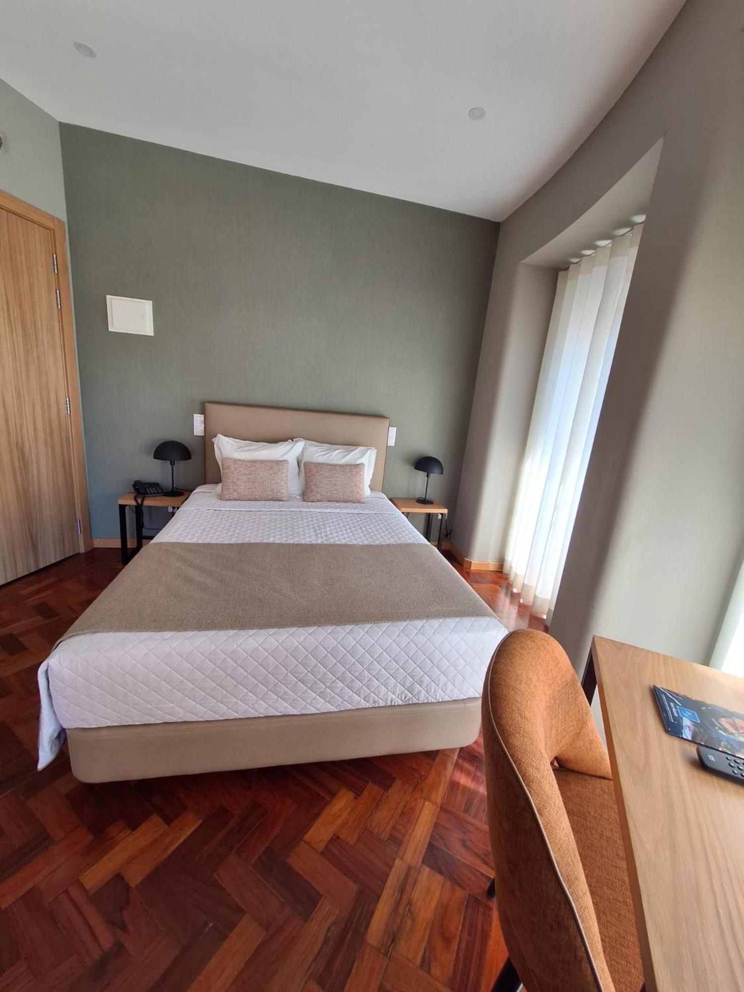 Hotel Alicante Lisboa Bagian luar foto